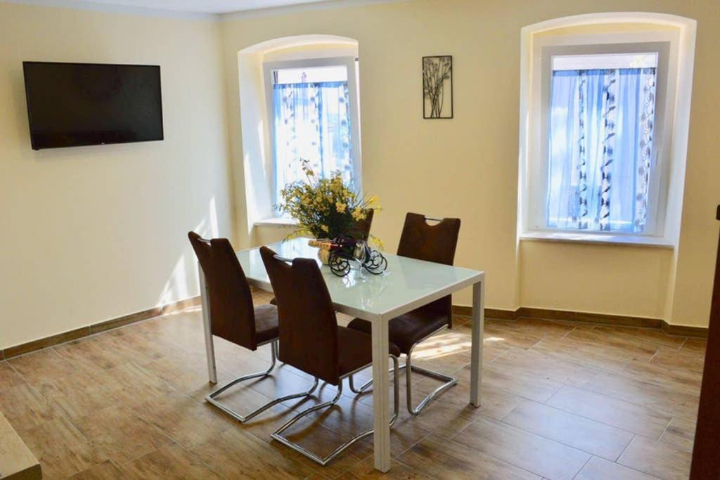 Old Town Apartment Popovic Orsera Esterno foto