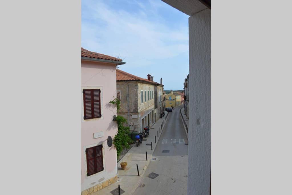 Old Town Apartment Popovic Orsera Esterno foto