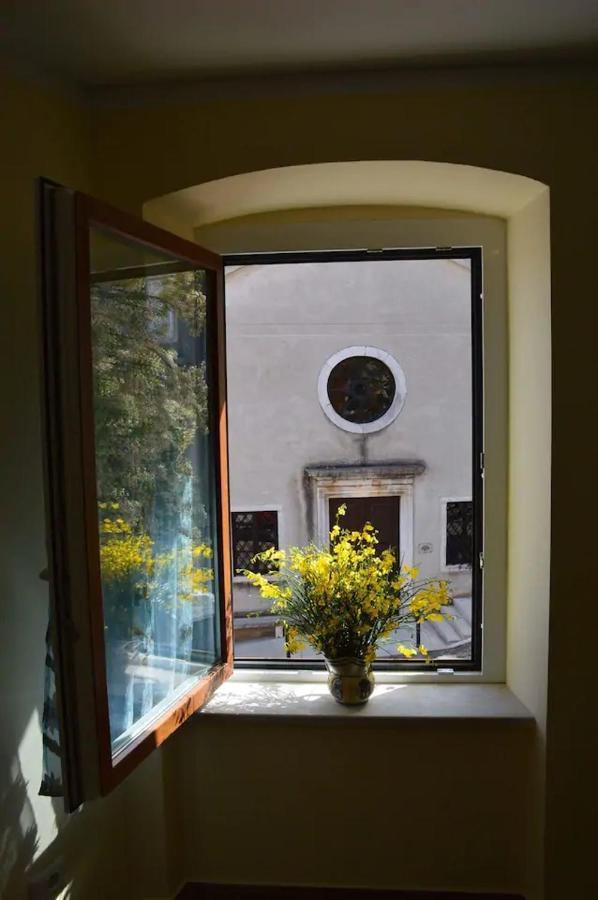 Old Town Apartment Popovic Orsera Esterno foto