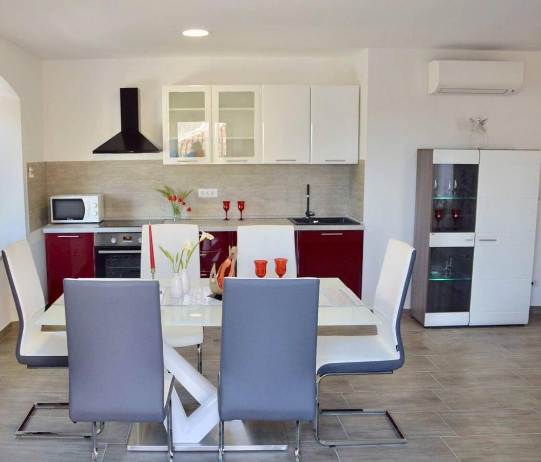 Old Town Apartment Popovic Orsera Esterno foto